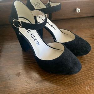Black heels